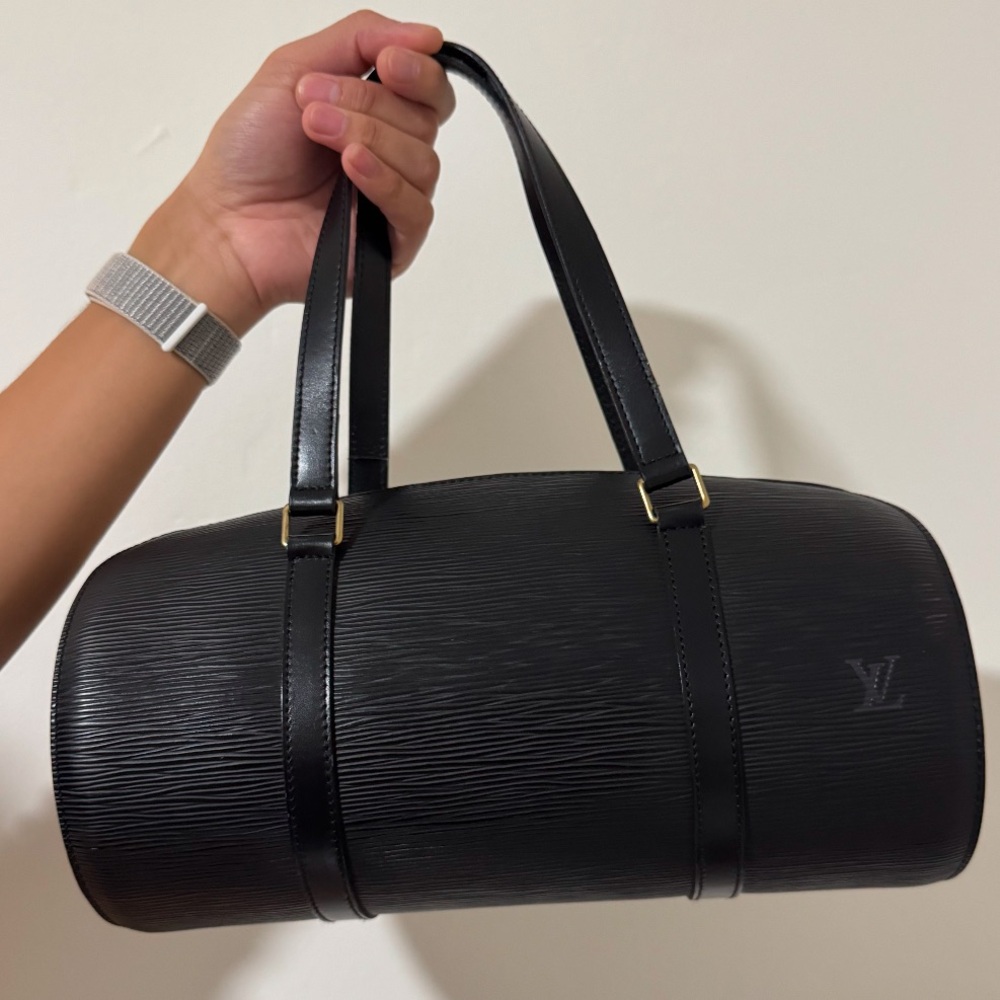 Louis Vuitton Soufflot Epi Handbag Black Leather LV logo